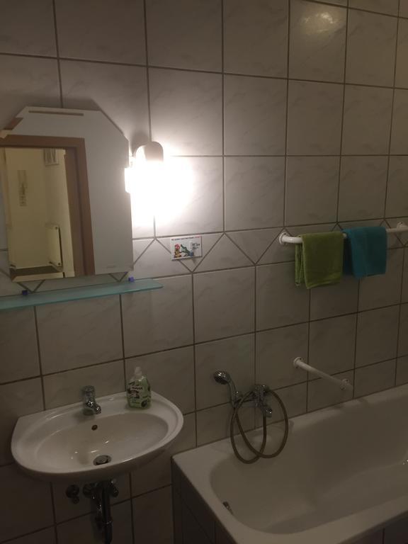 Apartment Ferienwohnung Am Schloss Eller - Am Dammsteg Düsseldorf