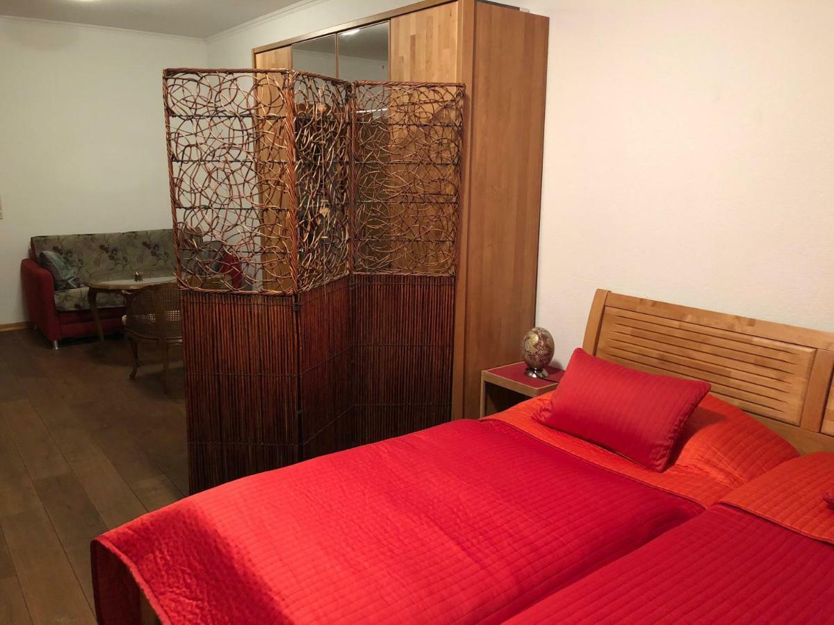 Ferienwohnung Am Schloss Eller - Am Dammsteg